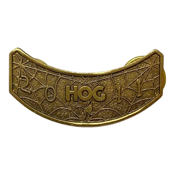 Harley Davidson Owners Group 2011 HOG Rocker Pin Bronze Tone 1.5 Inch - Picture 1 of 3